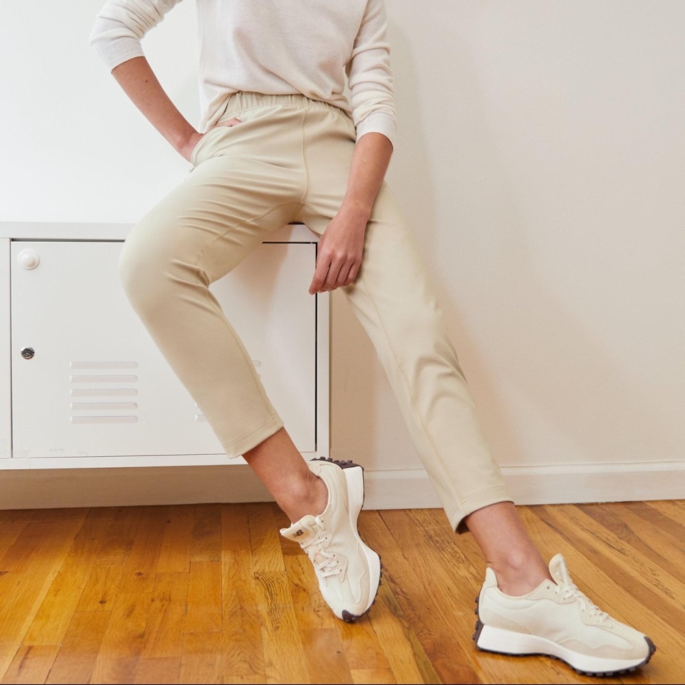 The Group by Babaton Weekender Pant in Olive Beige